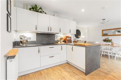 20 Ben Macdui Drive, East Calder, EH53 0UY - image 5