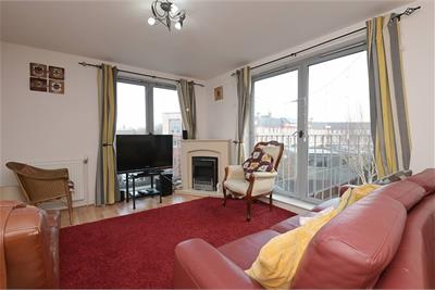 Flat 4, 1 Harewood Road, Niddrie Mains, EH16 4GF - image 3