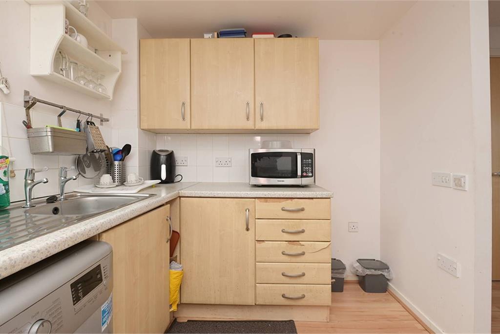 Flat 4, 1 Harewood Road, Niddrie Mains, EH16 4GF - image 7