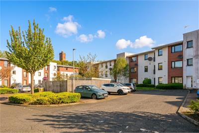 Flat 9, 4 New Mart Gardens, Edinburgh, EH14 1TZ - image 20