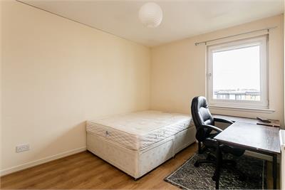 Flat 9, 4 New Mart Gardens, Edinburgh, EH14 1TZ - image 9