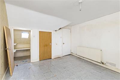 2 (5F1) Burnet's Close, 156 High Street, Edinburgh, EH1 1QU - image 6
