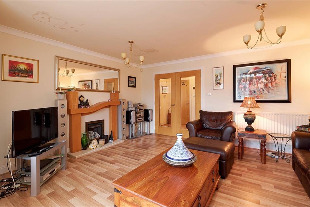 50 Harbourside, Inverkip, Greenock, PA16 0BF - image 4