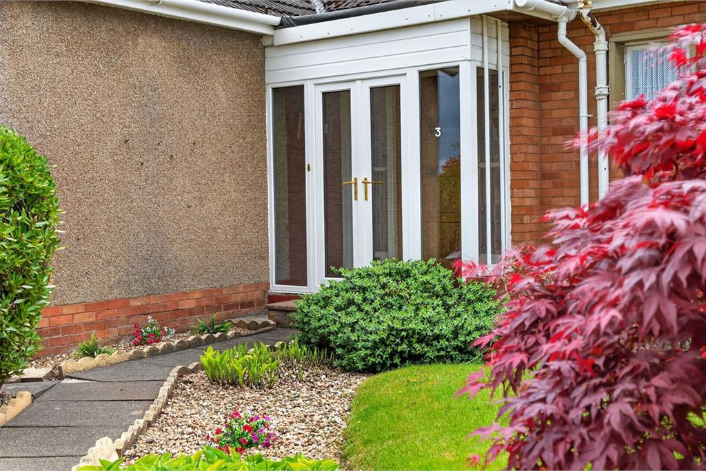3 Leadervale Road,
Liberton
Edinburgh,
EH16 6PB - image 3