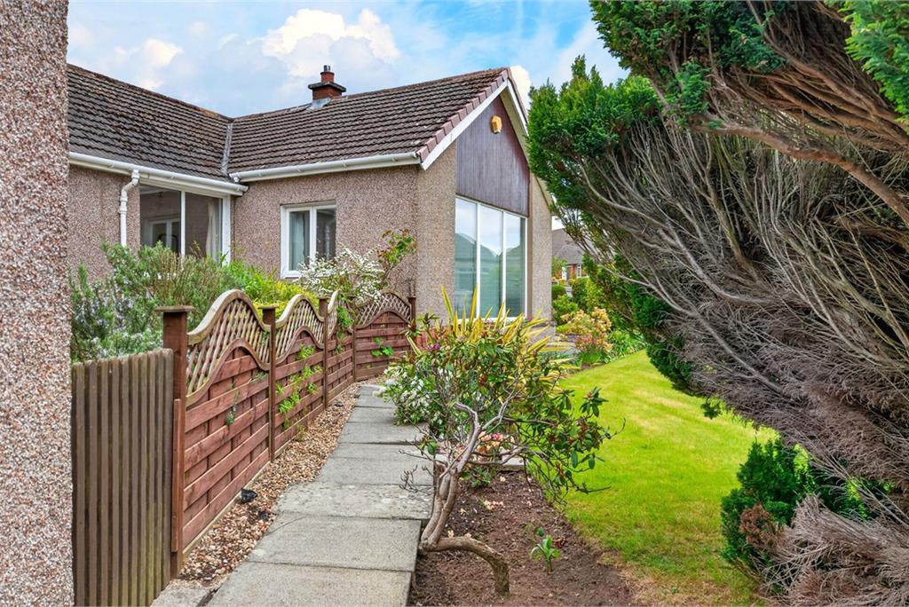 3 Leadervale Road,
Liberton
Edinburgh,
EH16 6PB - image 29