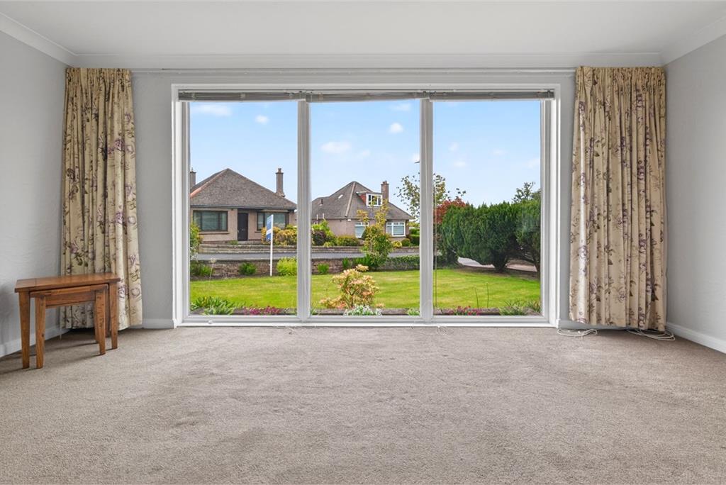3 Leadervale Road,
Liberton
Edinburgh,
EH16 6PB - image 5