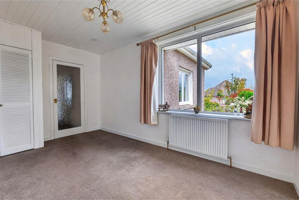 3 Leadervale Road,
Liberton
Edinburgh,
EH16 6PB - image 7