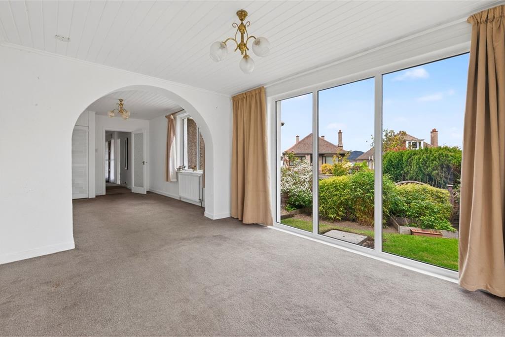 3 Leadervale Road,
Liberton
Edinburgh,
EH16 6PB - image 9