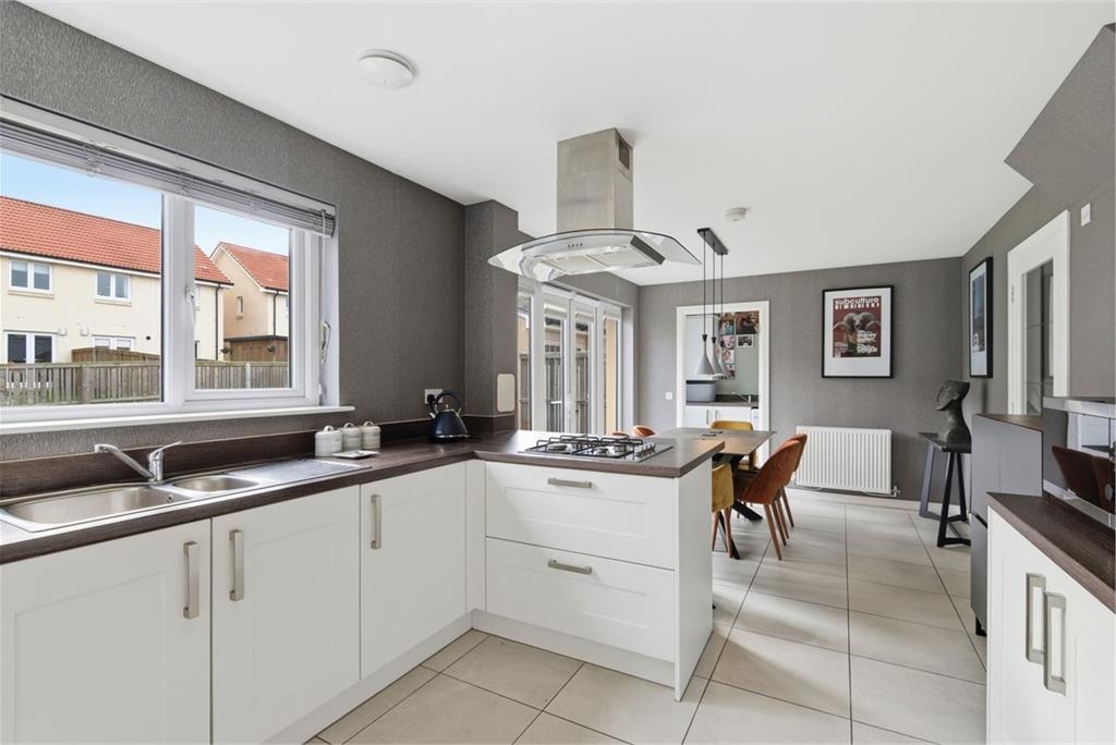 3 Fernwood Drive, Dalkeith, EH22 1FS - image 7