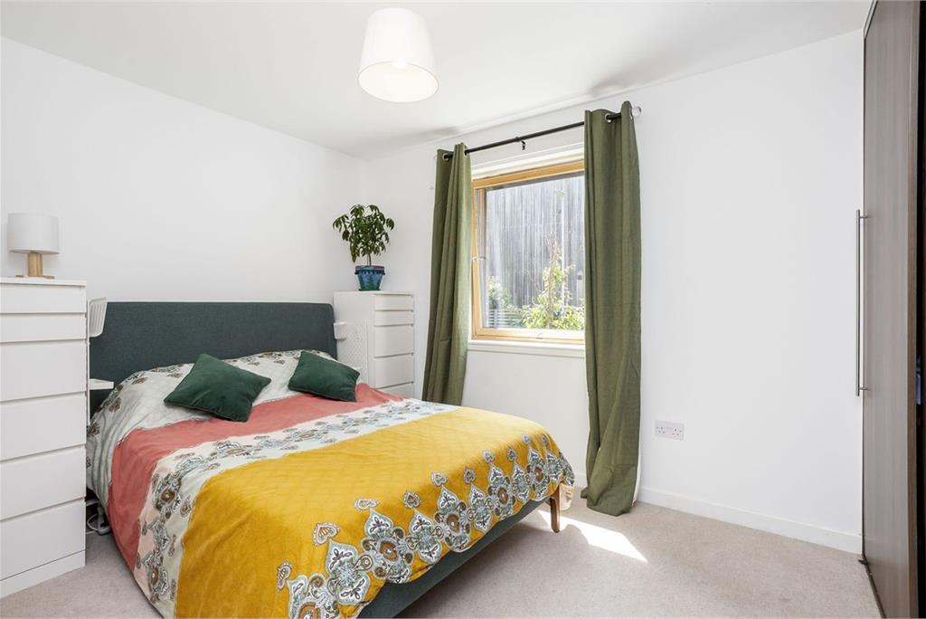 6 Hughes Close, Canonmills, Edinburgh, EH7 4FU - image 11