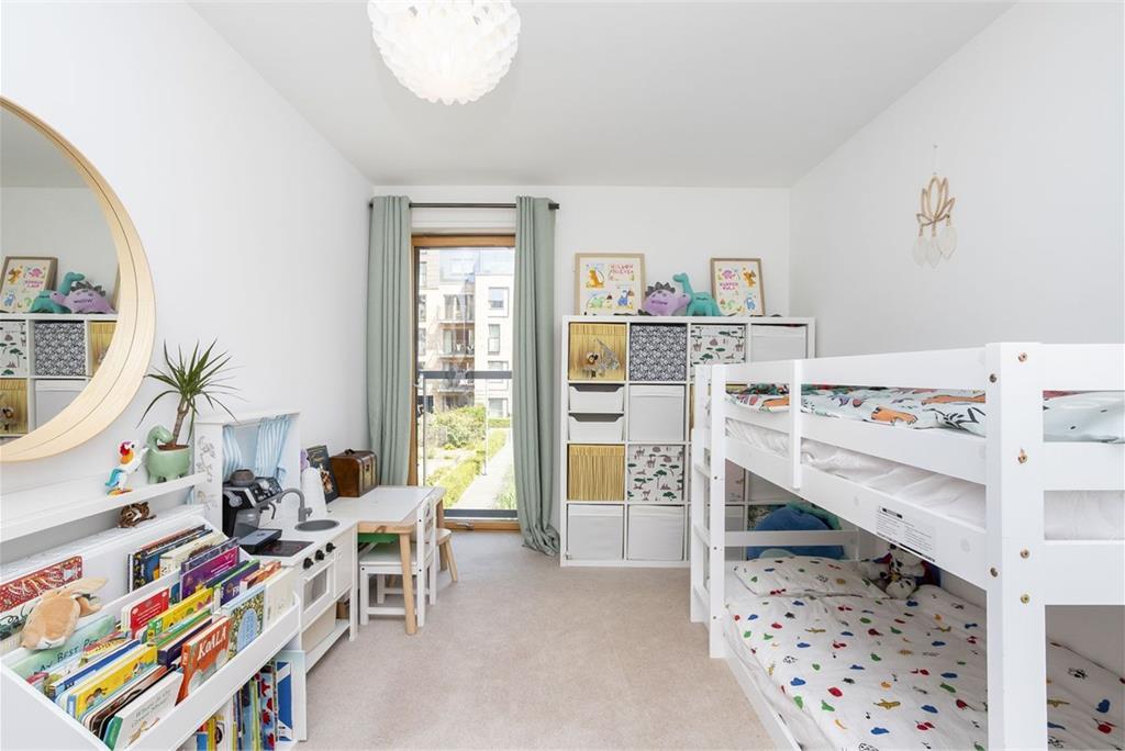 6 Hughes Close, Canonmills, Edinburgh, EH7 4FU - image 13