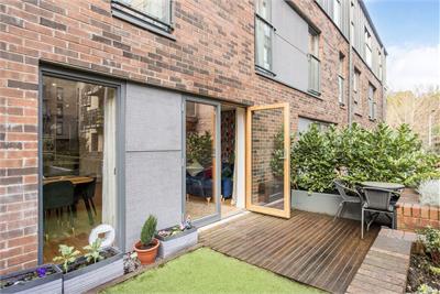 6 Hughes Close, Canonmills, Edinburgh, EH7 4FU - image 22