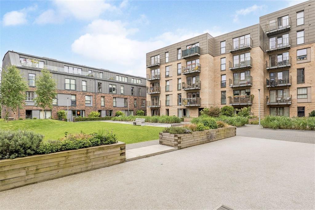 6 Hughes Close, Canonmills, Edinburgh, EH7 4FU - image 27