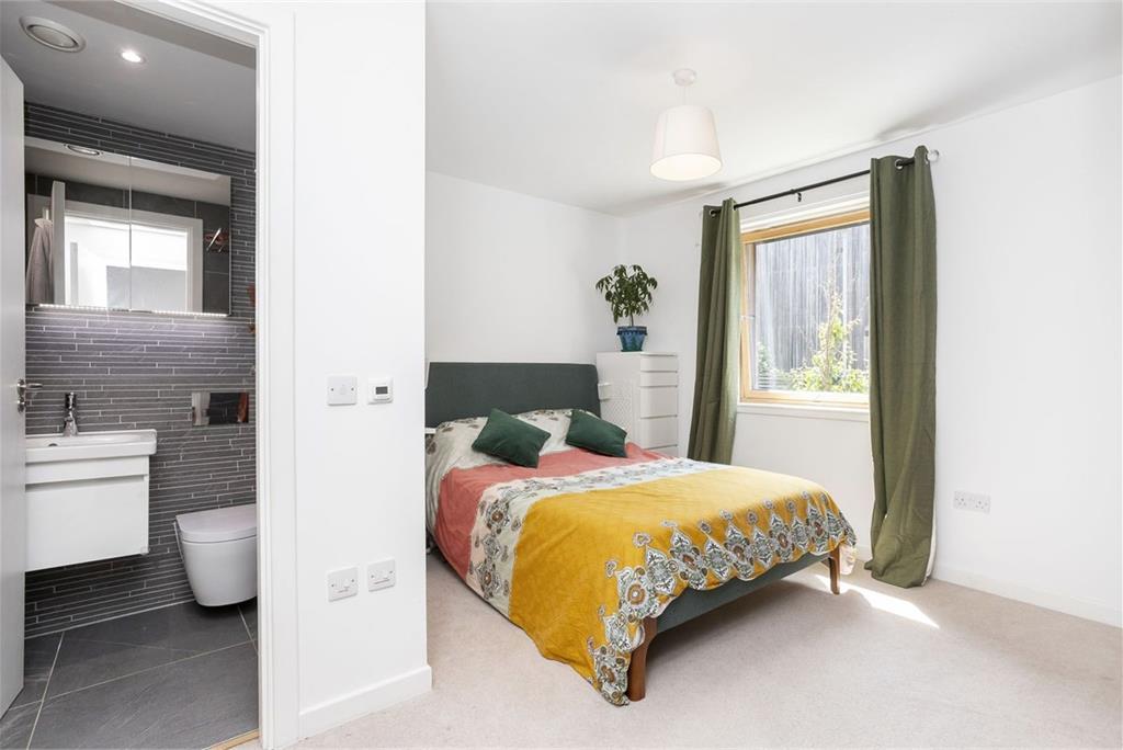 6 Hughes Close, Canonmills, Edinburgh, EH7 4FU - image 10
