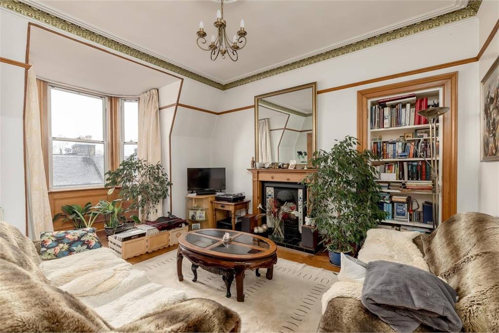 7 2F1, Shandon Street, Edinburgh, EH11 1QH - image 2