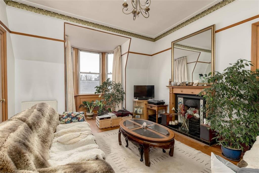 7 2F1, Shandon Street, Edinburgh, EH11 1QH - image 3
