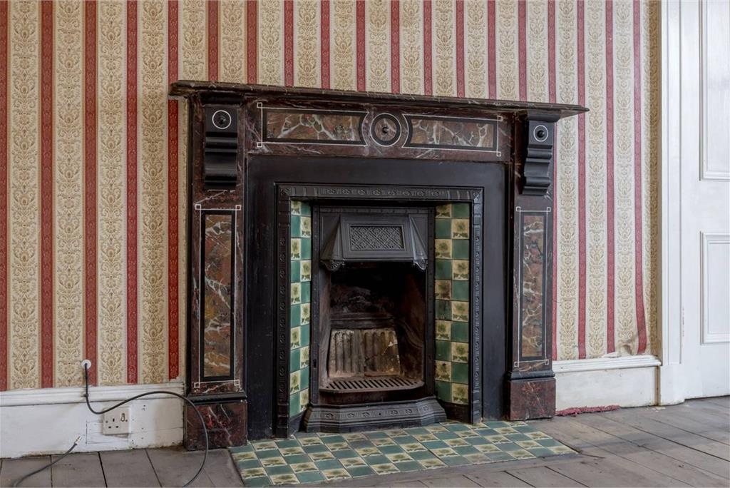 13 Eastfield,
Edinburgh,
EH15 2PW - image 29