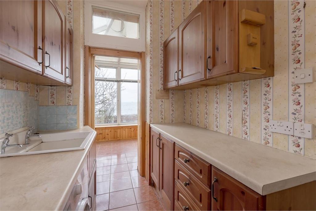 13 Eastfield,
Edinburgh,
EH15 2PW - image 8