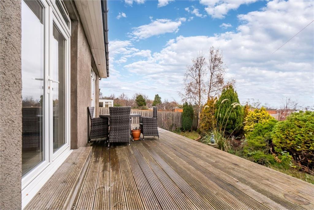 22 Wakefield Avenue, Craigentinny, Edinburgh, EH7 6TL - image 5