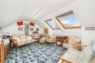 9 Baberton Crescent, Juniper Green, EH14 5BW - image 13
