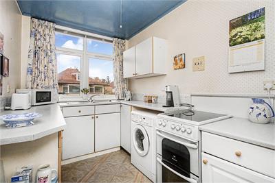 9 Baberton Crescent, Juniper Green, EH14 5BW - image 6