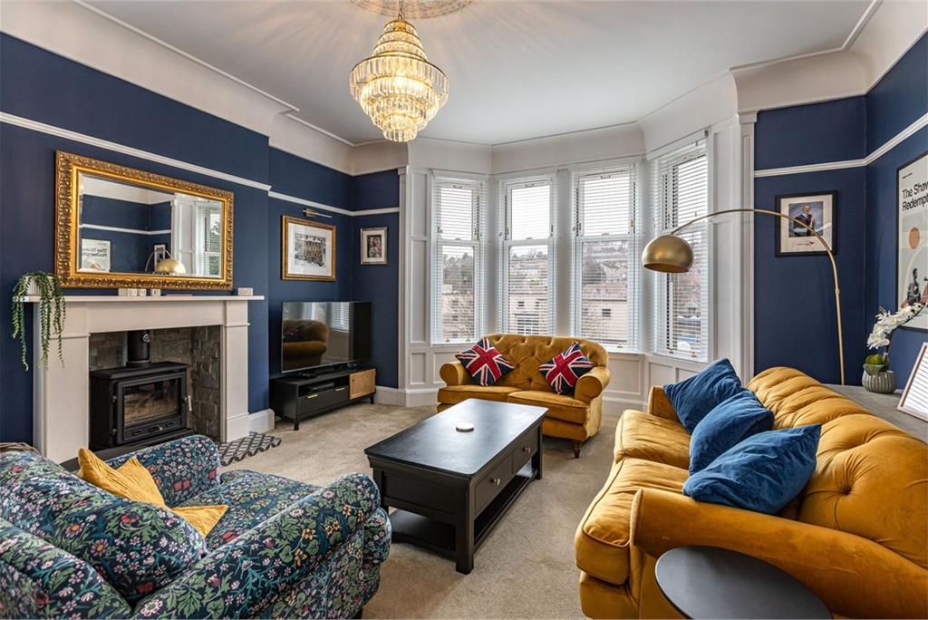 22 Wilton Hill, Hawick, TD9 8BA - image 2