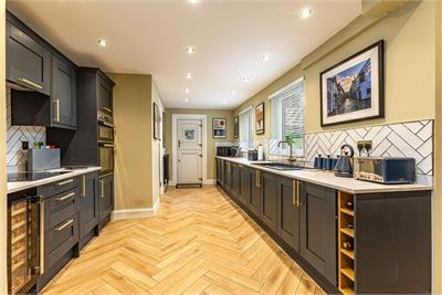 22 Wilton Hill, Hawick, TD9 8BA - image 6