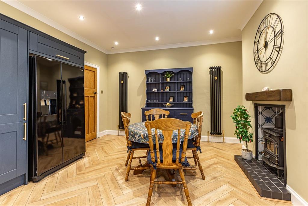 22 Wilton Hill, Hawick, TD9 8BA - image 8