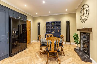 22 Wilton Hill, Hawick, TD9 8BA - image 8