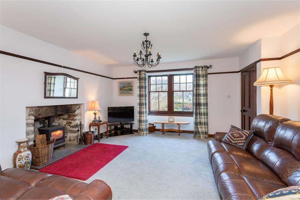 2 Riverside, Tummel Bridge, Pitlochry, PH16 5SB - image 2