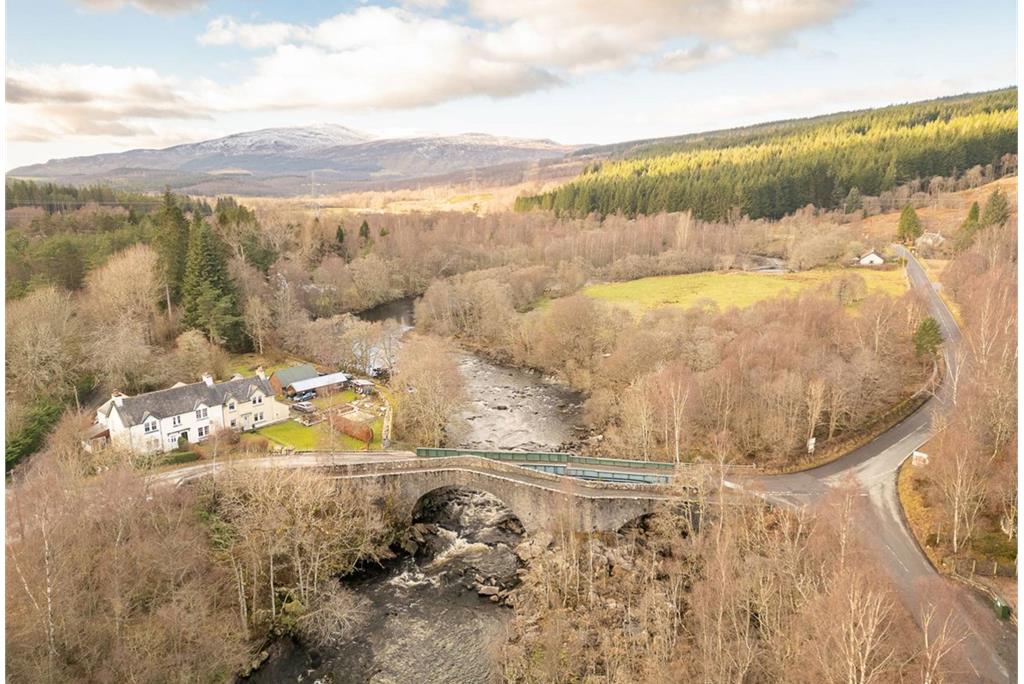 2 Riverside, Tummel Bridge, Pitlochry, PH16 5SB - image 19