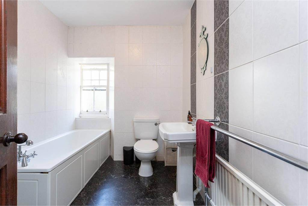 2 Riverside, Tummel Bridge, Pitlochry, PH16 5SB - image 7