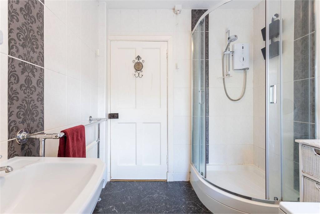 2 Riverside, Tummel Bridge, Pitlochry, PH16 5SB - image 8