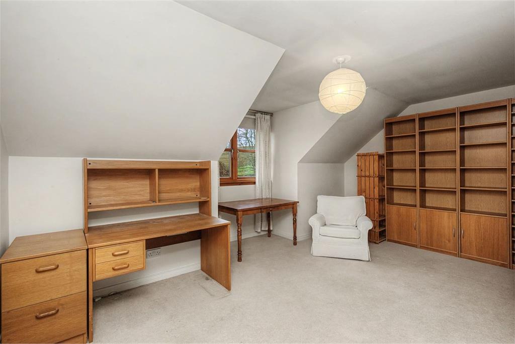 7 Broomlee Mains Court, West Linton EH46 7BP - image 8