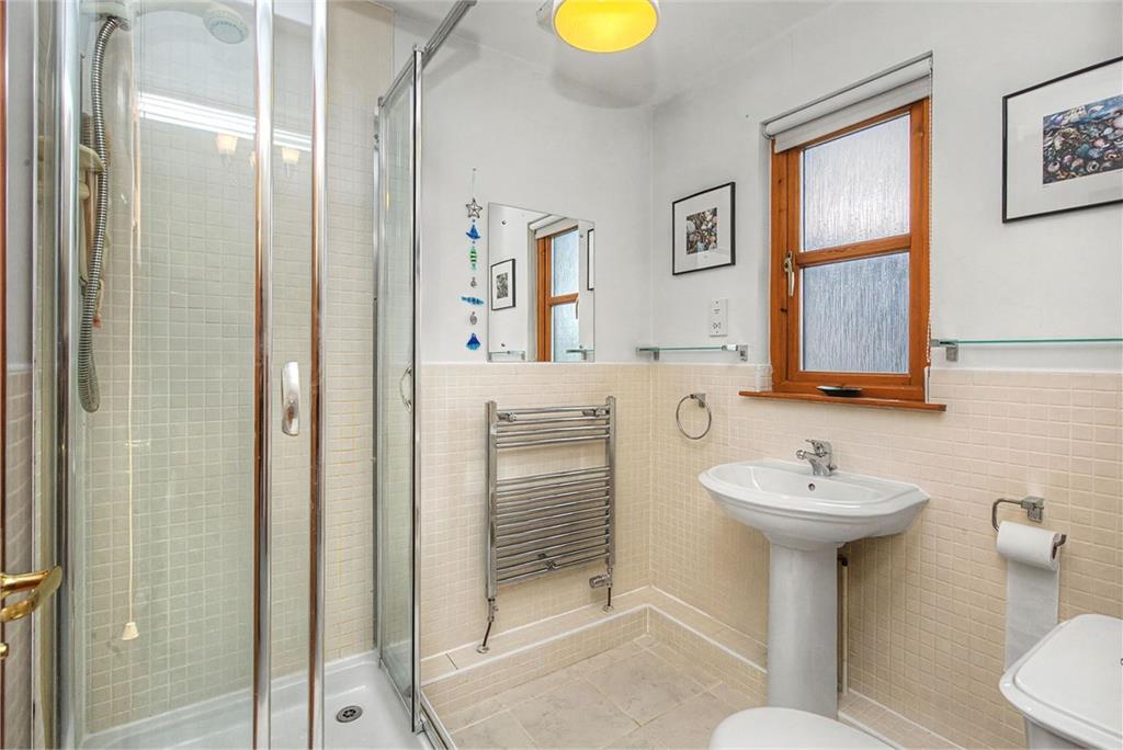 7 Broomlee Mains Court, West Linton EH46 7BP - image 10