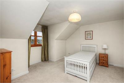 7 Broomlee Mains Court, West Linton EH46 7BP - image 10
