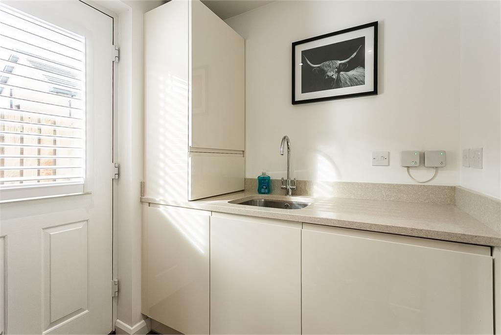 9 Briggers Wynd,
South Queensferry,
EH30 9DS - image 14