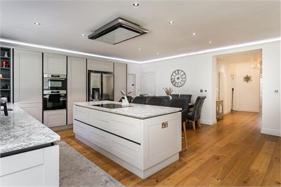 70 Meadowfield Terrace,
Edinburgh,
EH8 7NU - image 7