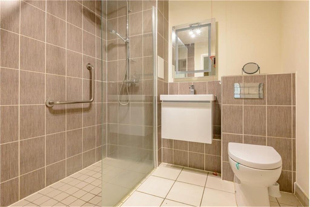 Flat 28, 21 Balcarres Street, Morningside, EH10 5JD - image 8