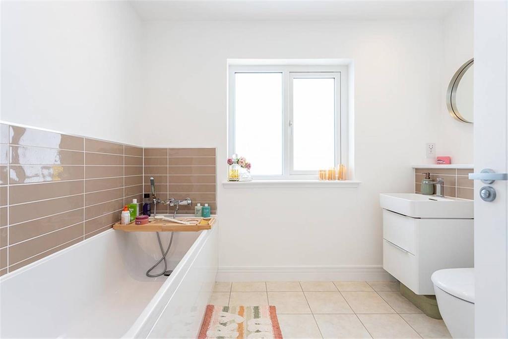 14 Friars Croft Road, , EH30 9DZ - image 12