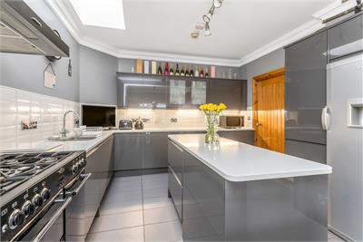 55 Drylaw Crescent, Blackhall, Edinburgh, EH4 2AS - image 3