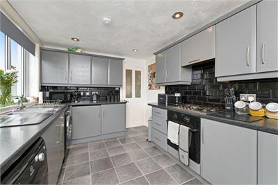 44 Hillside Crescent South, Gorebridge, EH23 4HW - image 5