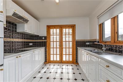 10 Leyden Park, Clovenfords, TD1 3NH - image 14