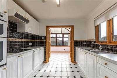 10 Leyden Park, Clovenfords, TD1 3NH - image 15