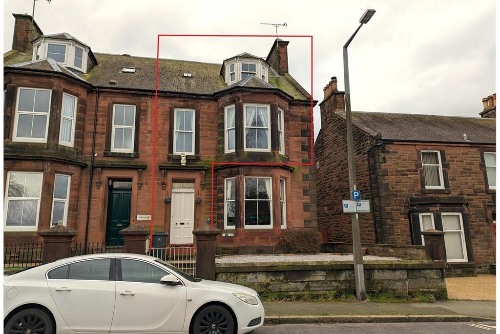 40 Lovers Walk,
Dumfries,
DG1 1LX - image 1