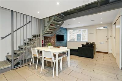 21 King's Stables Lane, Grassmarket, Edinburgh, EH1 2LQ - image 4