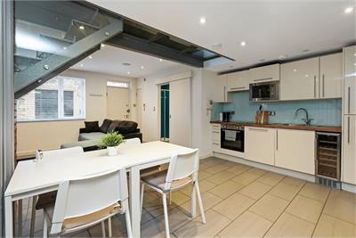 21 King's Stables Lane, Grassmarket, Edinburgh, EH1 2LQ - image 5