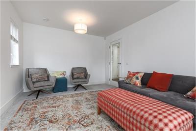 19 Norwal Drive, West Craigs, EH12 0ED - image 6