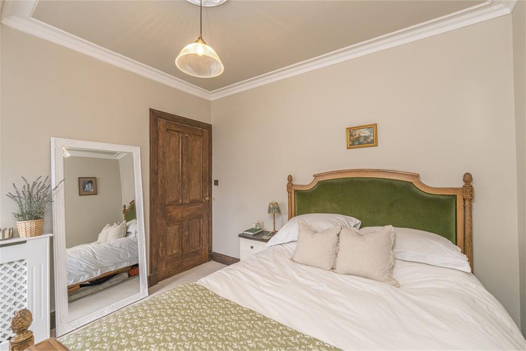 24C Braid Crescent,
Edinburgh,
EH10 6AU - image 15