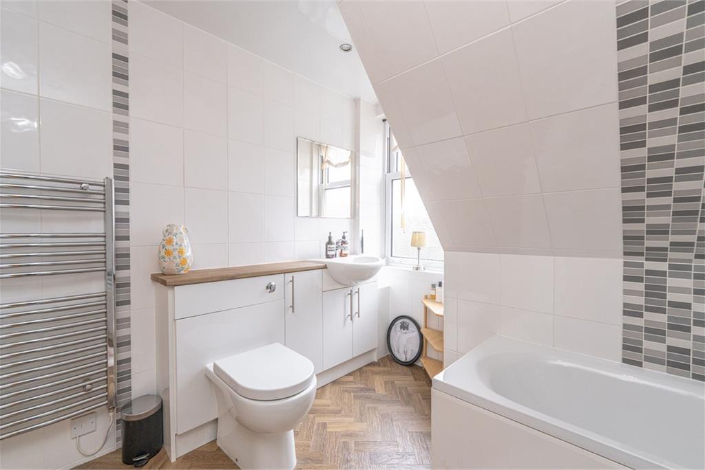 24C Braid Crescent,
Edinburgh,
EH10 6AU - image 17